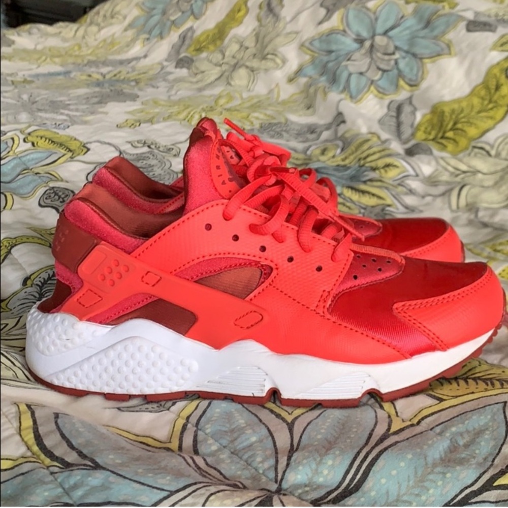 Nike Huarache ❤️